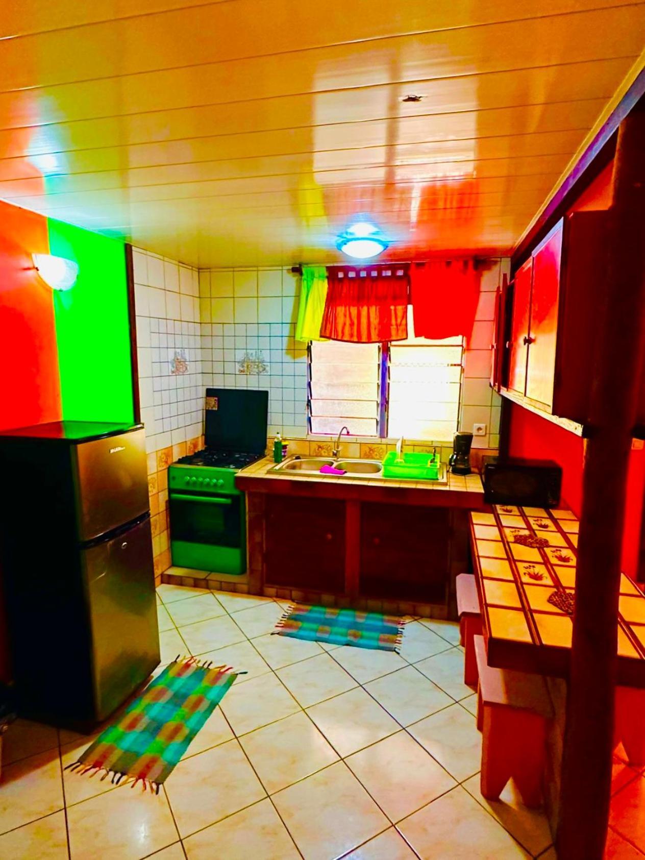 Afareaitu Teraupoo Lodge Maison מראה חיצוני תמונה